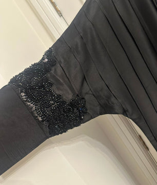 Kaftan in Raw Silk With Sequins Laces
